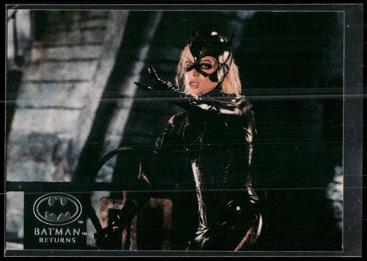 1992 Stadium Club Batman Returns #16 With an act of shocking Catwomen