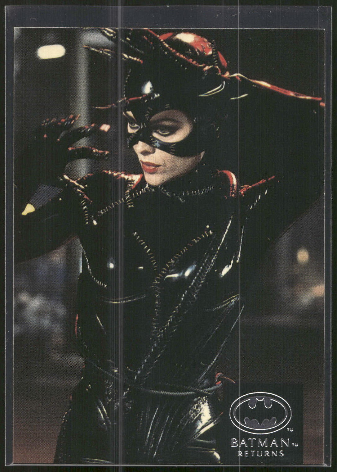 1992 Stadium Club Batman Returns #34 Selina's apartment very Catwomen