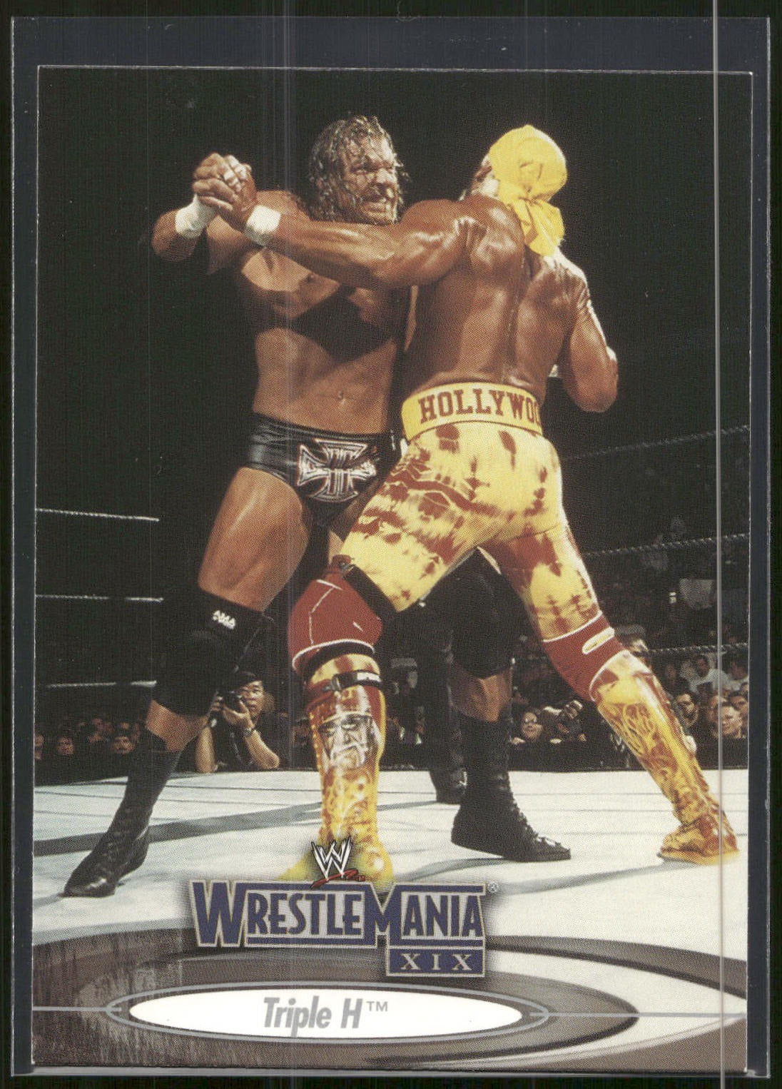 2003 Fleer WWE WrestleMania XIX #26 Triple H