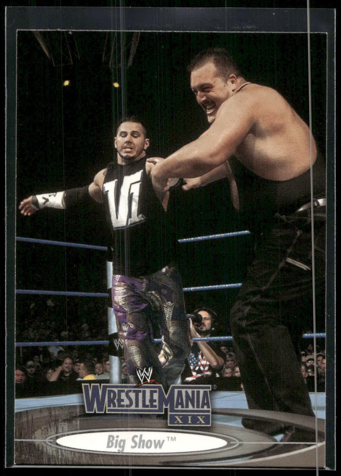 2003 Fleer WWE WrestleMania XIX #7 Big Show