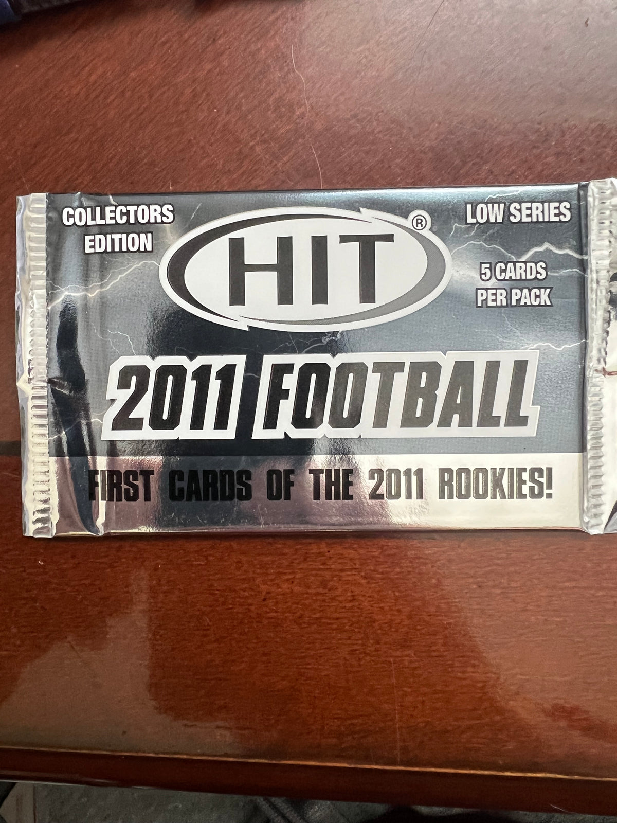 2011 SAGE HIT Football Low Series Pack