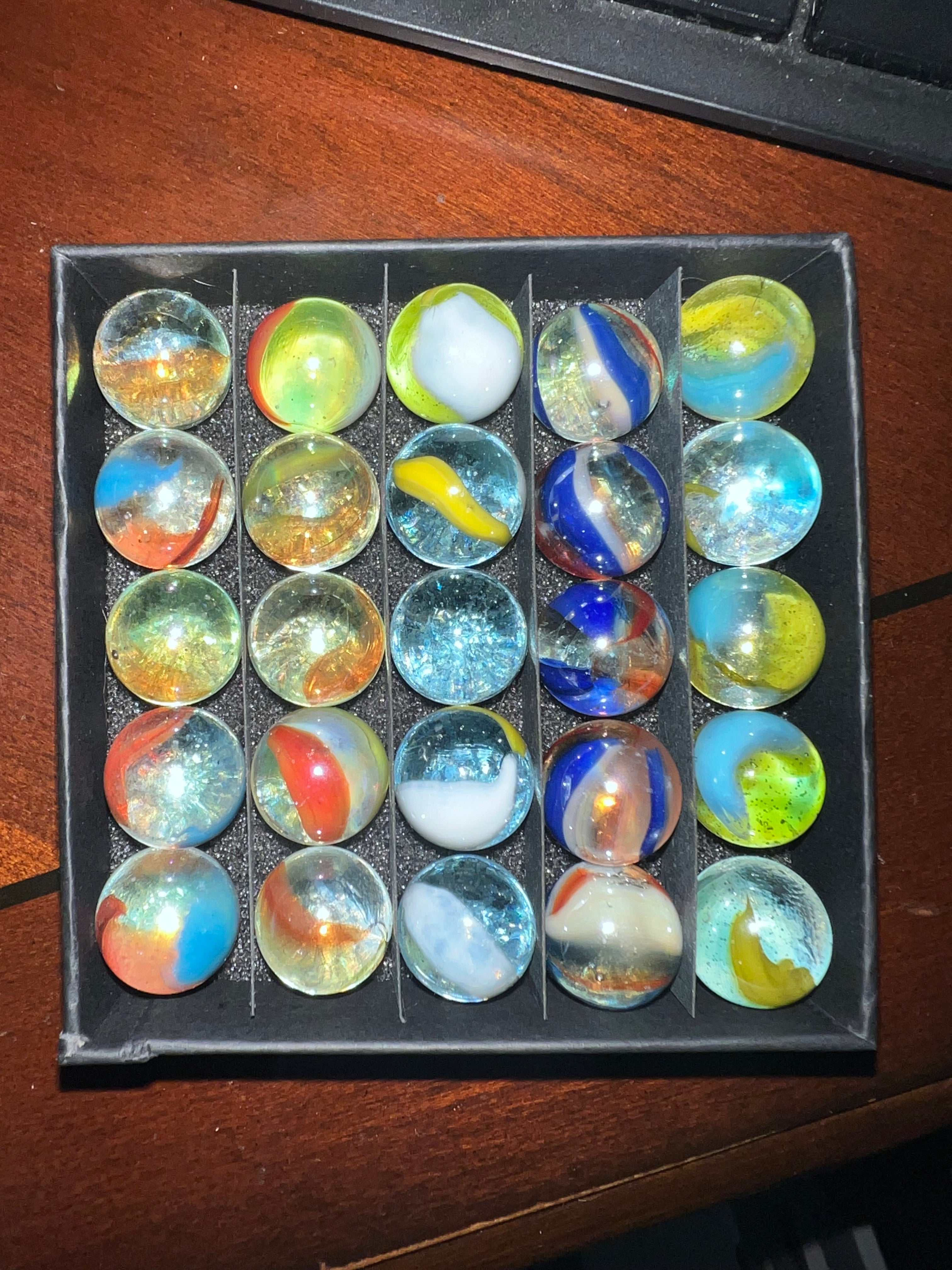Vintage Clear Base Glass Marble Lot 25ct Surface Swirl Patch Mixed UV Cadmium #MB11