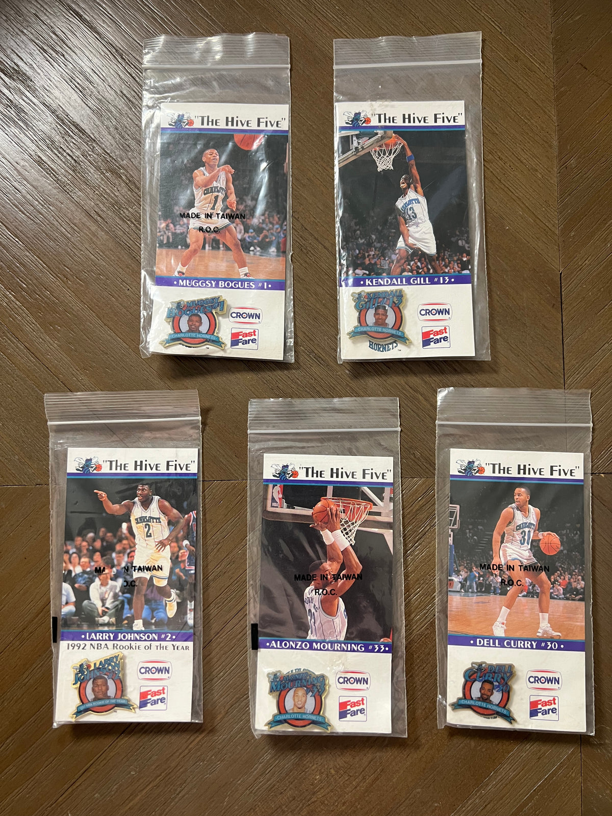 1992 Charlotte Hornets Crown Fast Fare The Hive Five Pin Card Complete Set