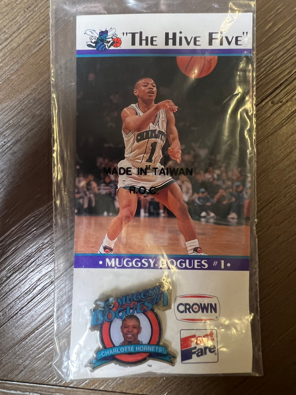 1992 Charlotte Hornets Crown Fast Fare The Hive Five Pin Card Complete Set