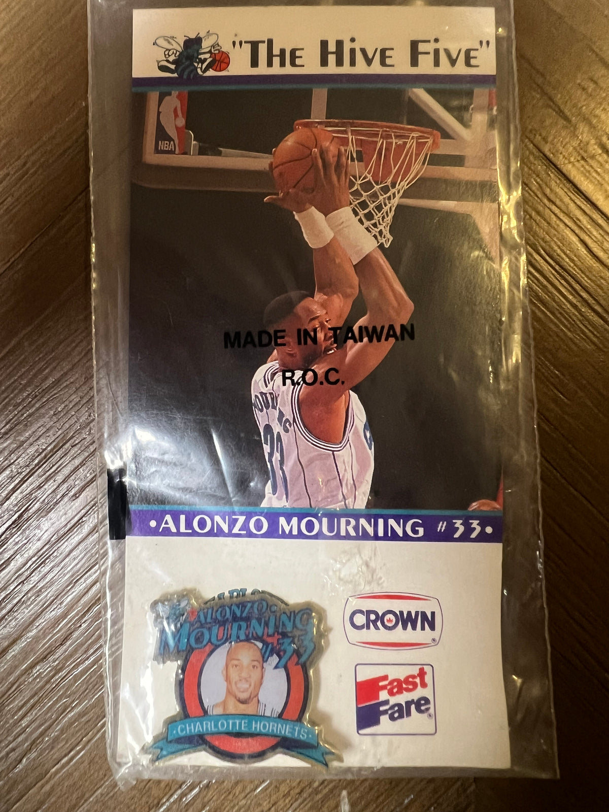 1992 Charlotte Hornets Crown Fast Fare The Hive Five Pin Card Complete Set