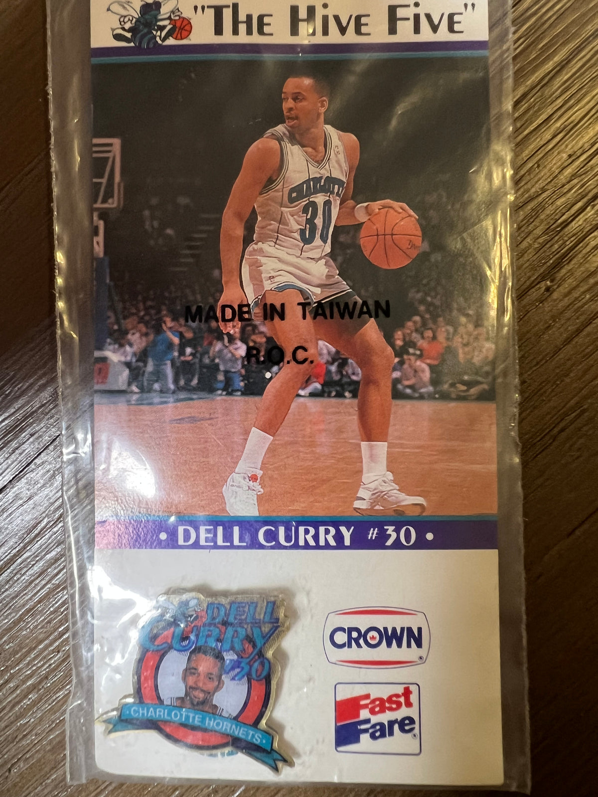 1992 Charlotte Hornets Crown Fast Fare The Hive Five Pin Card Complete Set