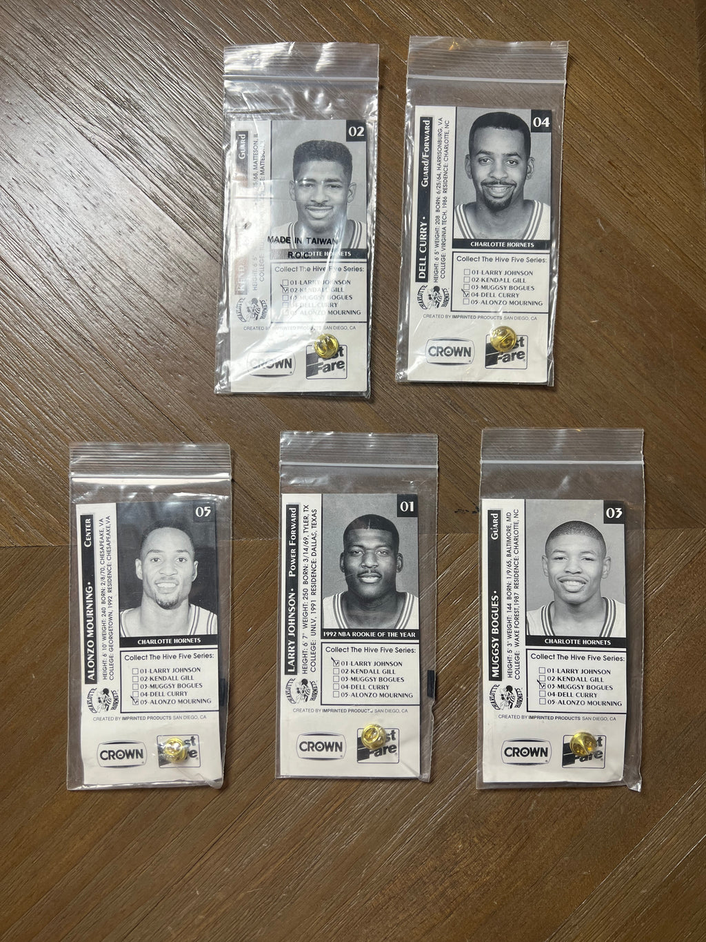 1992 Charlotte Hornets Crown Fast Fare The Hive Five Pin Card Complete Set