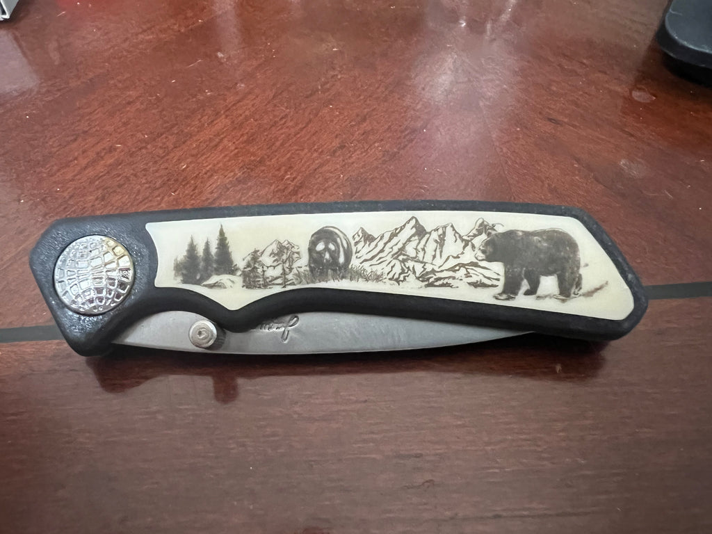 Jaguar Deluxe Knife Grizzly Bear Scrimshaw Folding Pocket Knife With Box