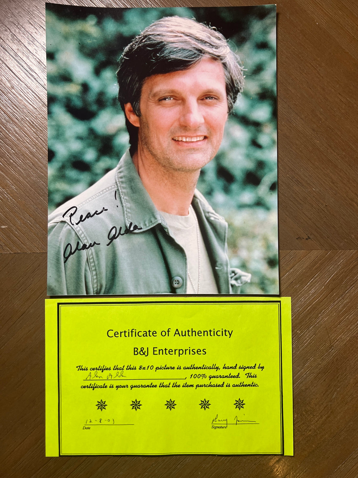 Alan Alda Autograph 8x10 Photo MASH Hawkeye Pierce B&J COA