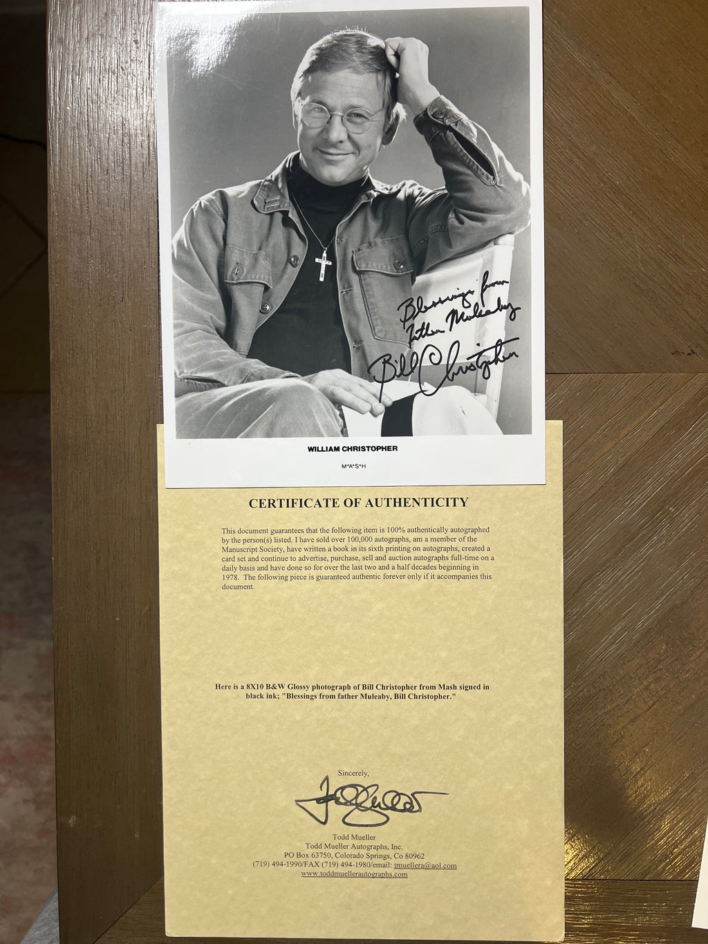 William Christopher Autograph 8x10 Photo MASH Father Mulcahy Todd Mueller COA